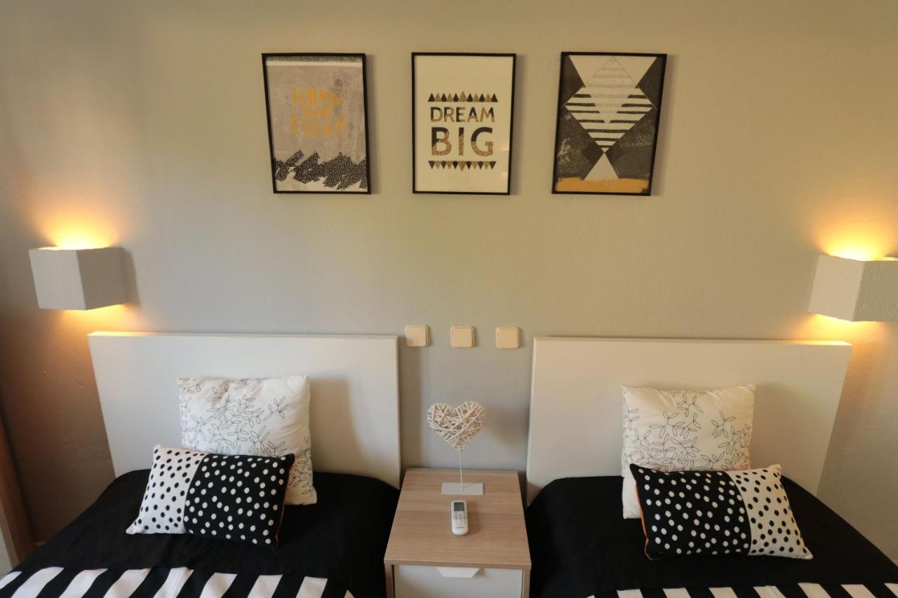 Lovelystay - Cozy 1Br Flat In Alvor With Ac And Balcony Exterior photo