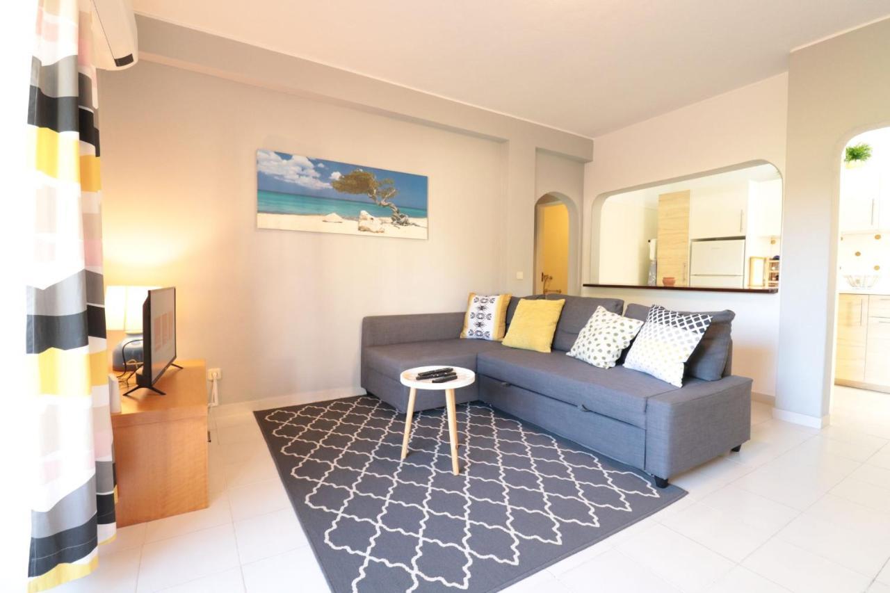 Lovelystay - Cozy 1Br Flat In Alvor With Ac And Balcony Exterior photo