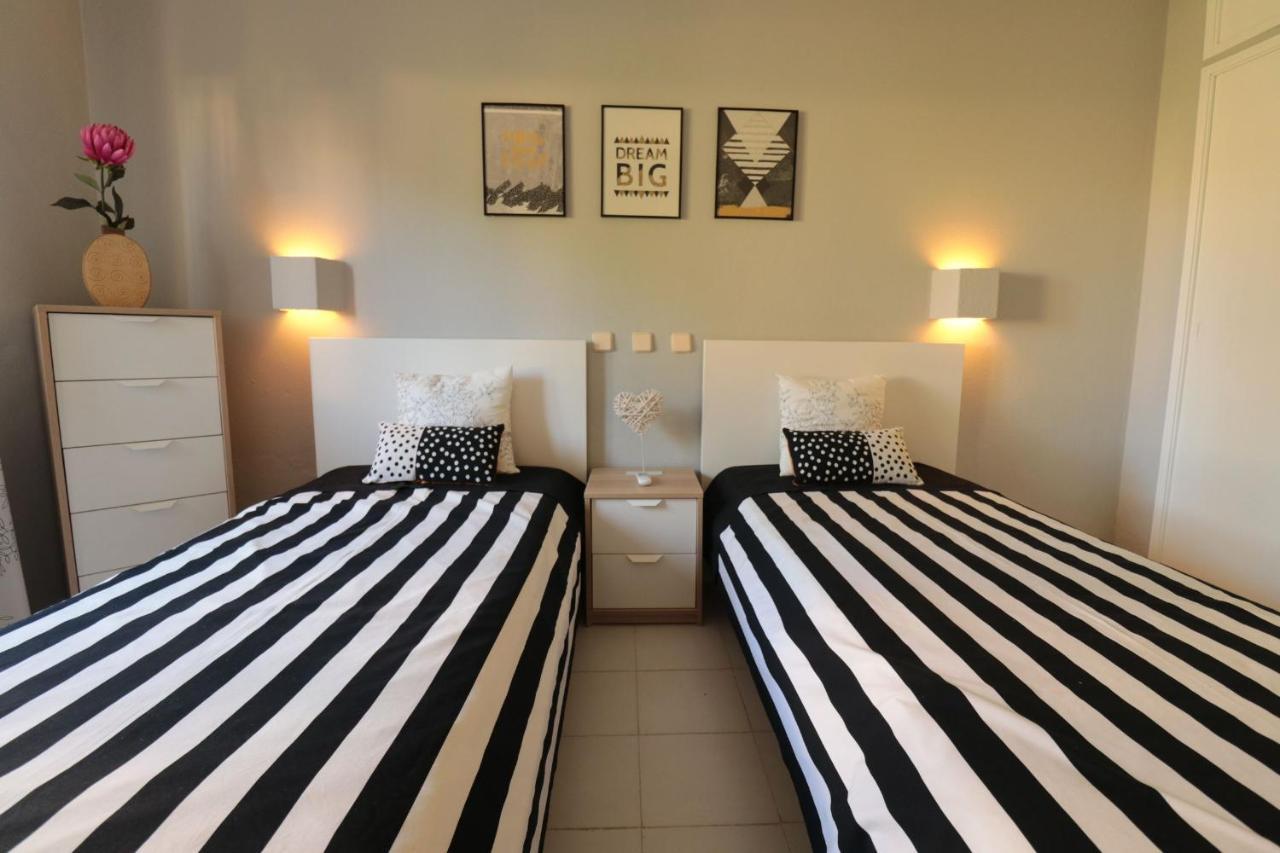 Lovelystay - Cozy 1Br Flat In Alvor With Ac And Balcony Exterior photo